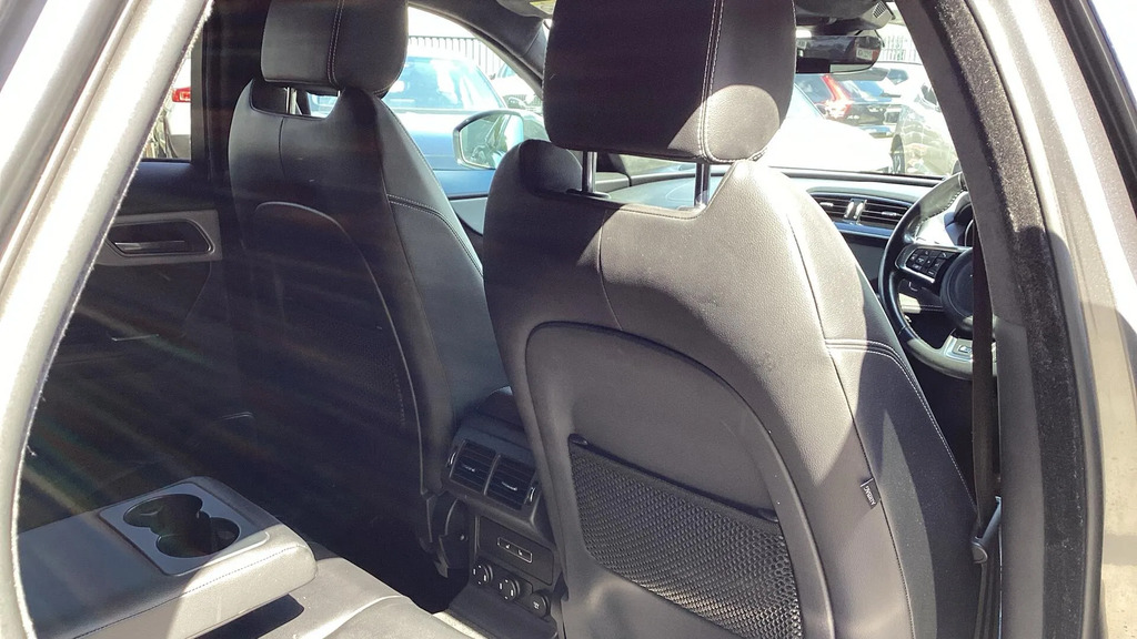 Jaguar F-Pace 2.0D R-sport Awd Grey #6