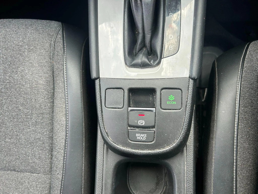 Honda Jazz Crosstar Ex Red #27