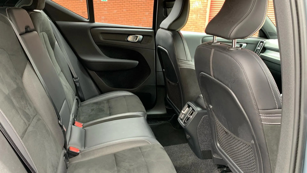 Volvo XC40 R-design T3 163 Hp Grey #6