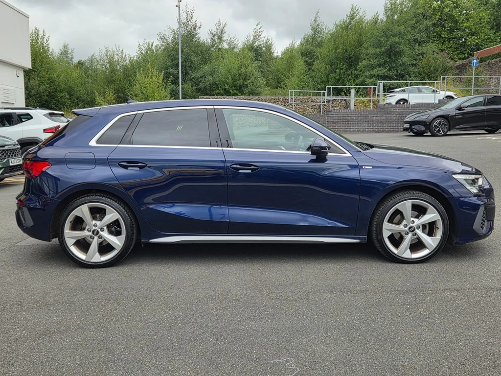 Audi A3 Black Edition 35 Tfsi 150 Ps S Tronic Grey #7