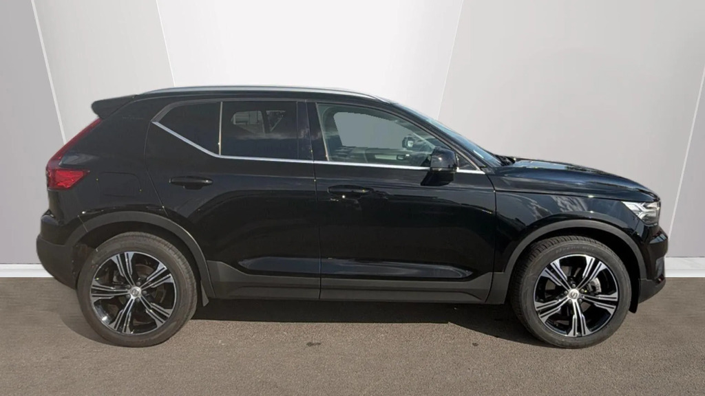 Volvo XC40 Inscription Pro T4 Black #3