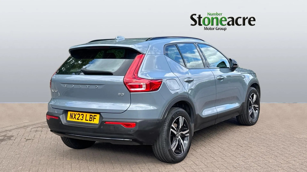 Volvo XC40 2.0 B3p Plus Dark  #2