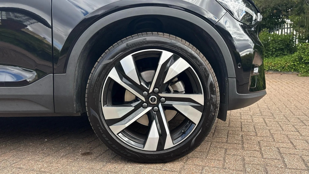 Volvo XC40 Xc40 Ultimate B4 Mhev Black #9