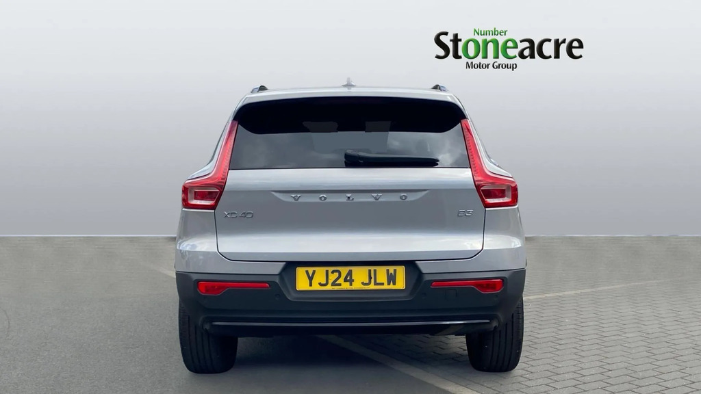 Volvo XC40 2.0 B3p Plus Dark  #6