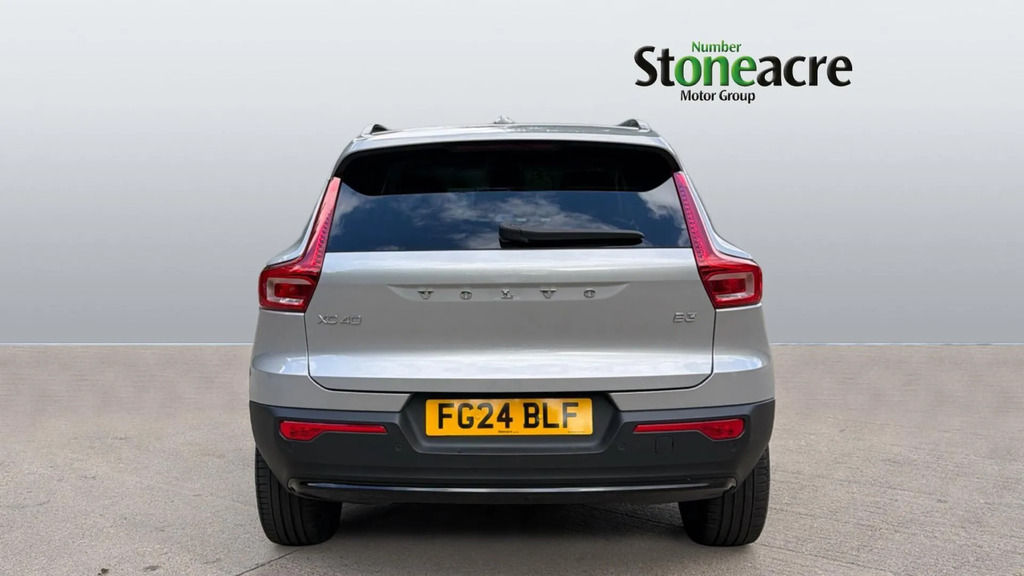 Volvo XC40 Ultimate Dark B3 163 Hp  #6