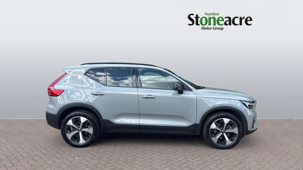Volvo XC40 2.0 B4p Plus Dark  #3