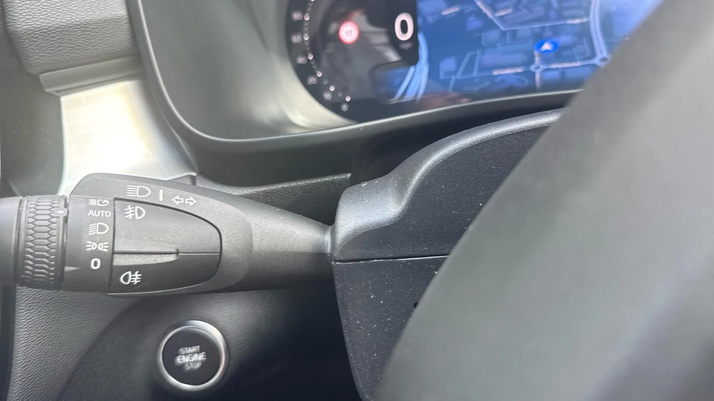 Volvo XC40 2.0 B4p Ultra Dark Blue #18