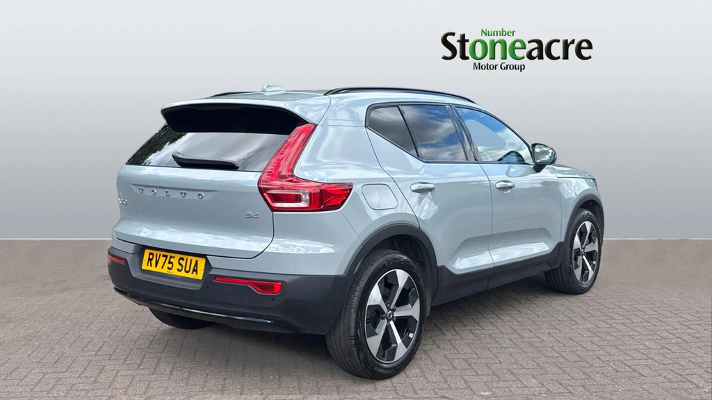 Volvo XC40 2.0 B4p Plus Dark  #2