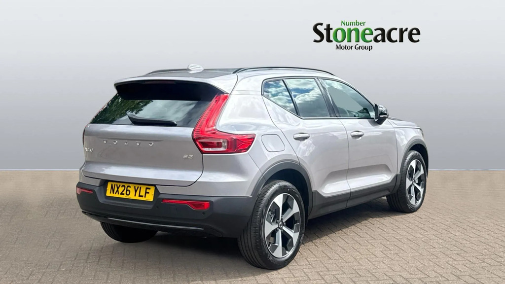 Volvo XC40 2.0 B3p Plus Dark  #2