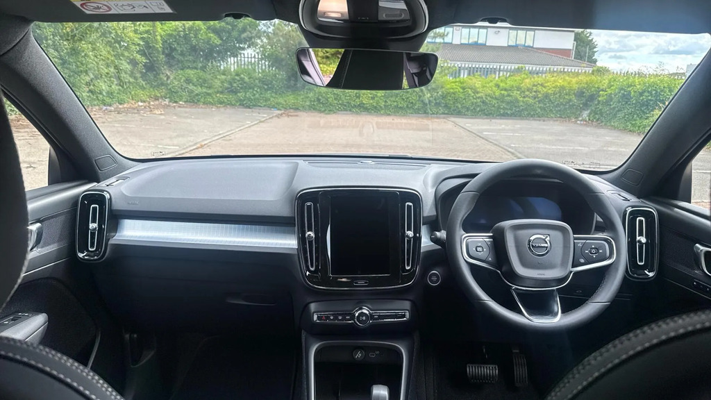 Volvo XC40 2.0 B3p Plus Dark  #5