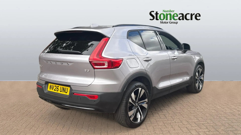 Volvo XC40 2.0 B3p Plus Dark  #2
