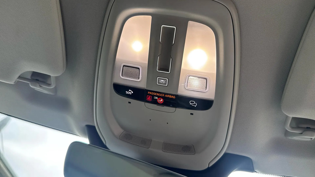Volvo XC90 T8 Recharge Plus Dark Grey #26