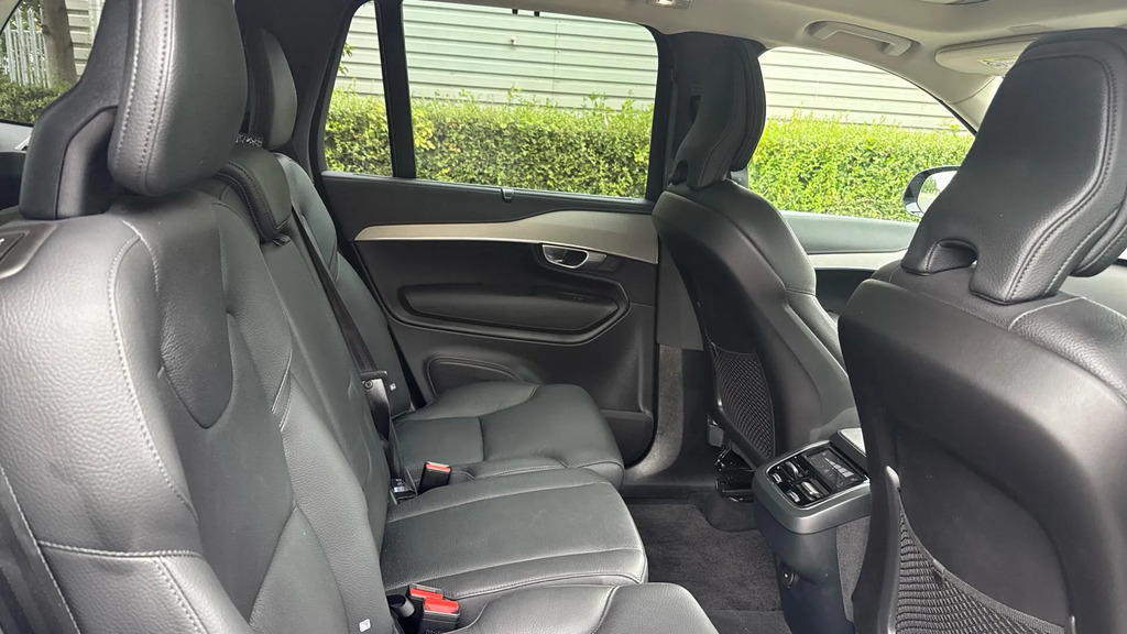 Volvo XC90 T8 Recharge Plus Dark Grey #31
