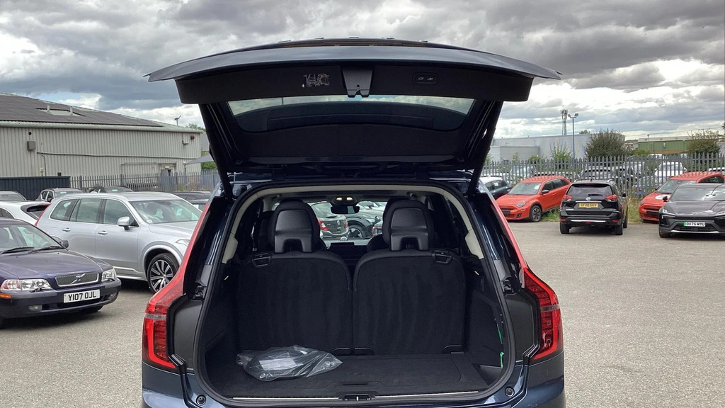 Volvo XC90 2.0 B5p Plus Dark Awd Geartronic Blue #13