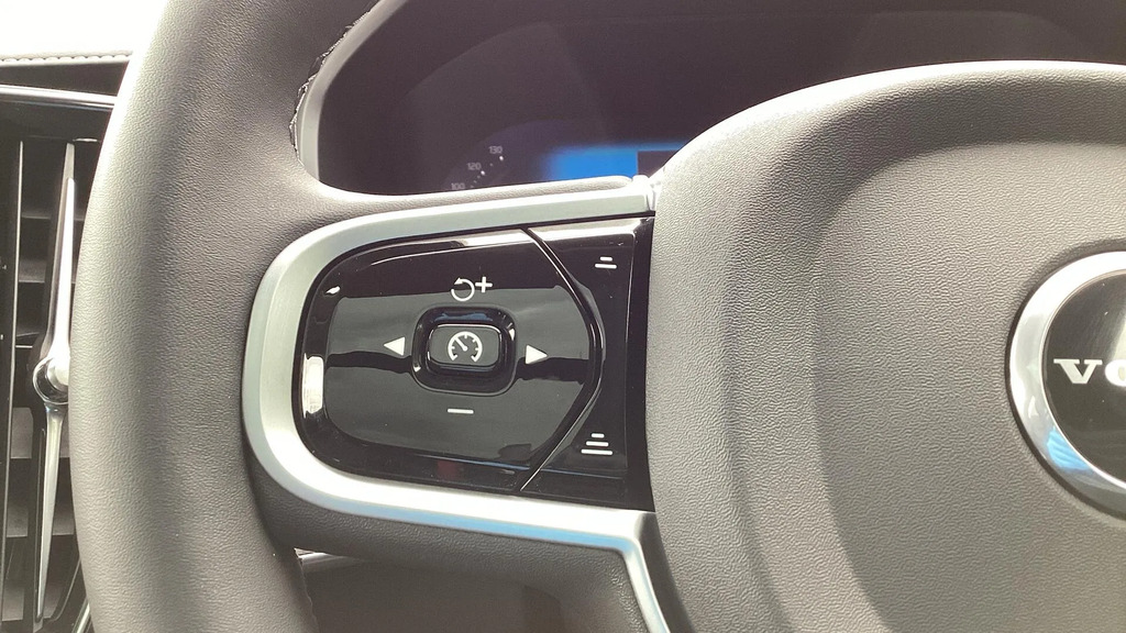 Volvo XC90 2.0 B5p Plus Dark Awd Geartronic Blue #30
