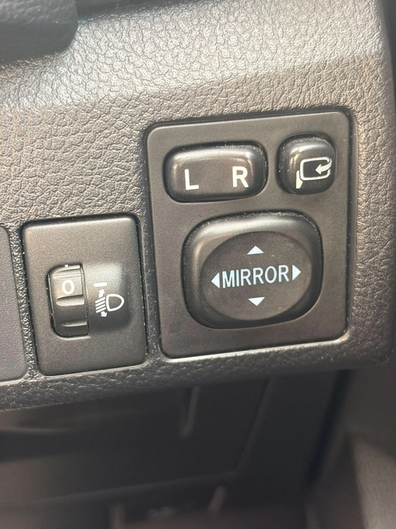 Toyota Auris 1.8 Vvti Excel Brown #15
