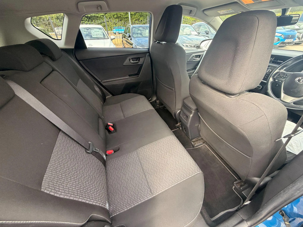 Toyota Auris 1.8 Vvti Excel Brown #13