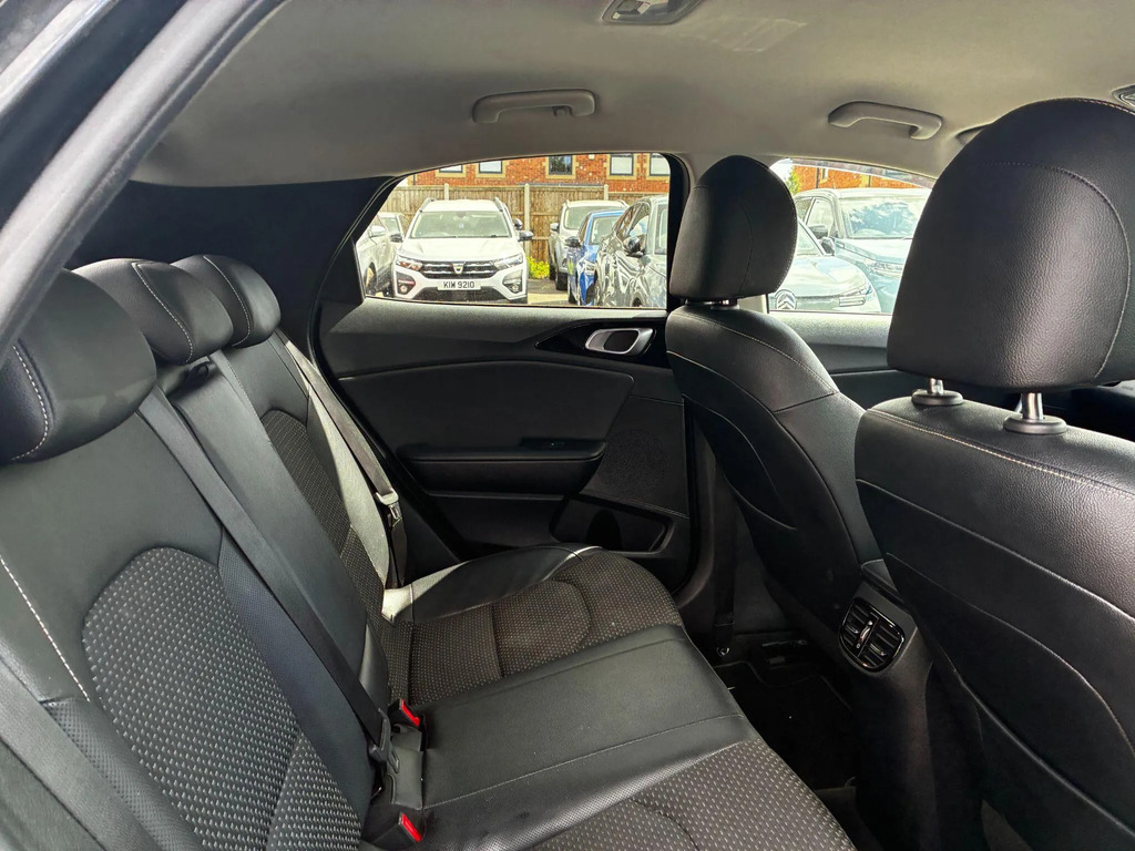 Kia Xceed 1.0T Gdi Isg Edition - Reversing Camera With S Yellow #20