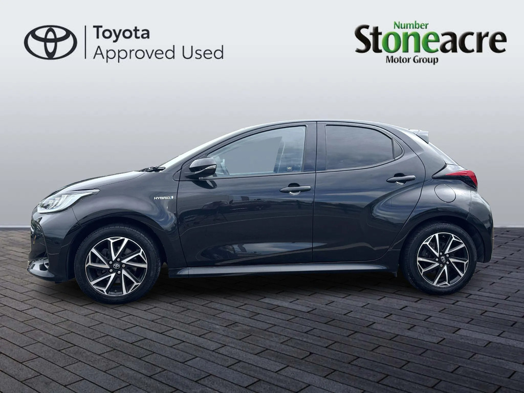 Toyota Yaris 1.5 Hybrid Design Cvt  #6