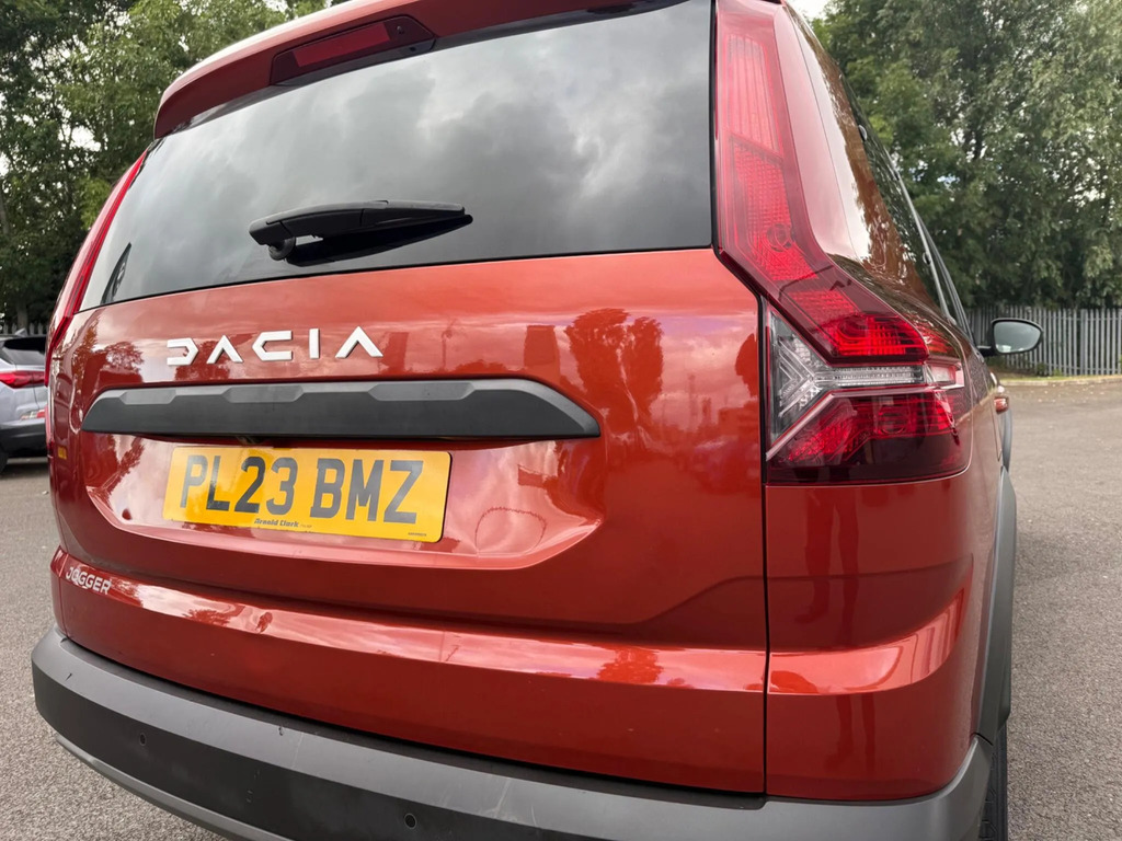 Dacia Jogger 1.0 Tce Extreme Se Mpv Green #9