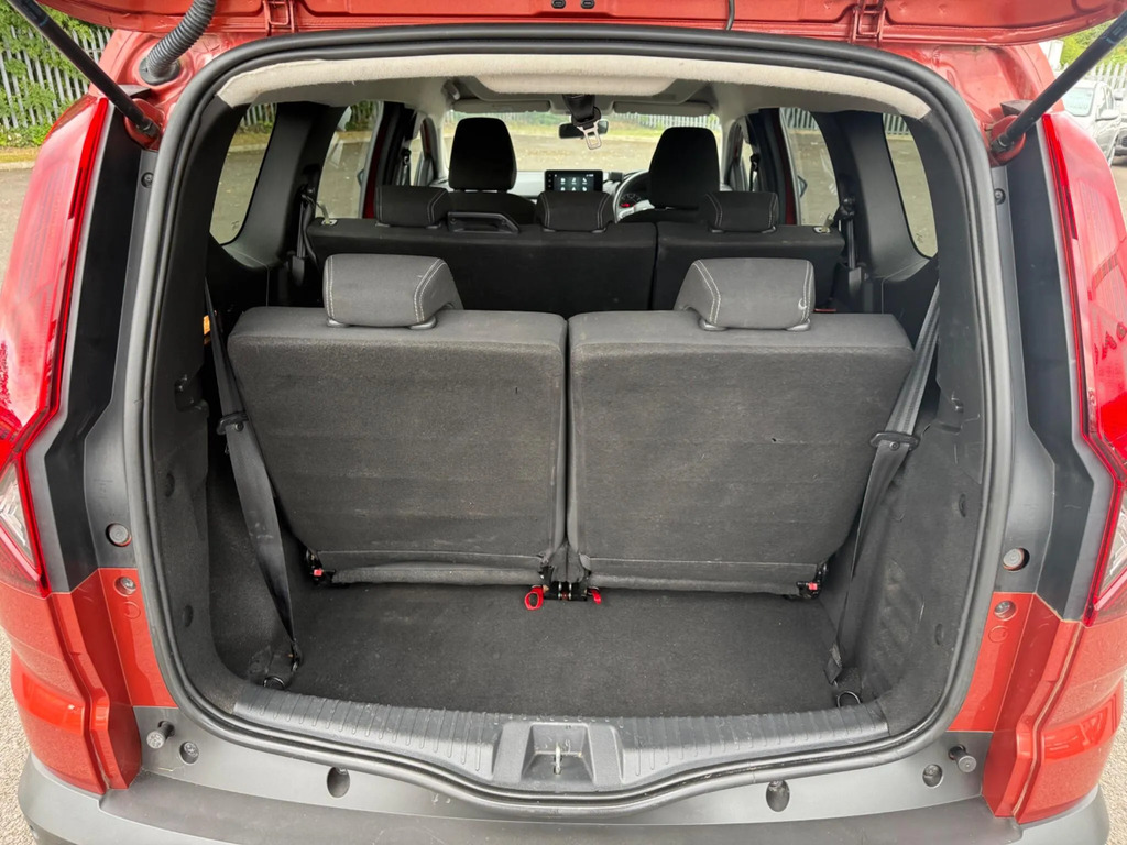 Dacia Jogger 1.0 Tce Extreme Se Mpv Green #23