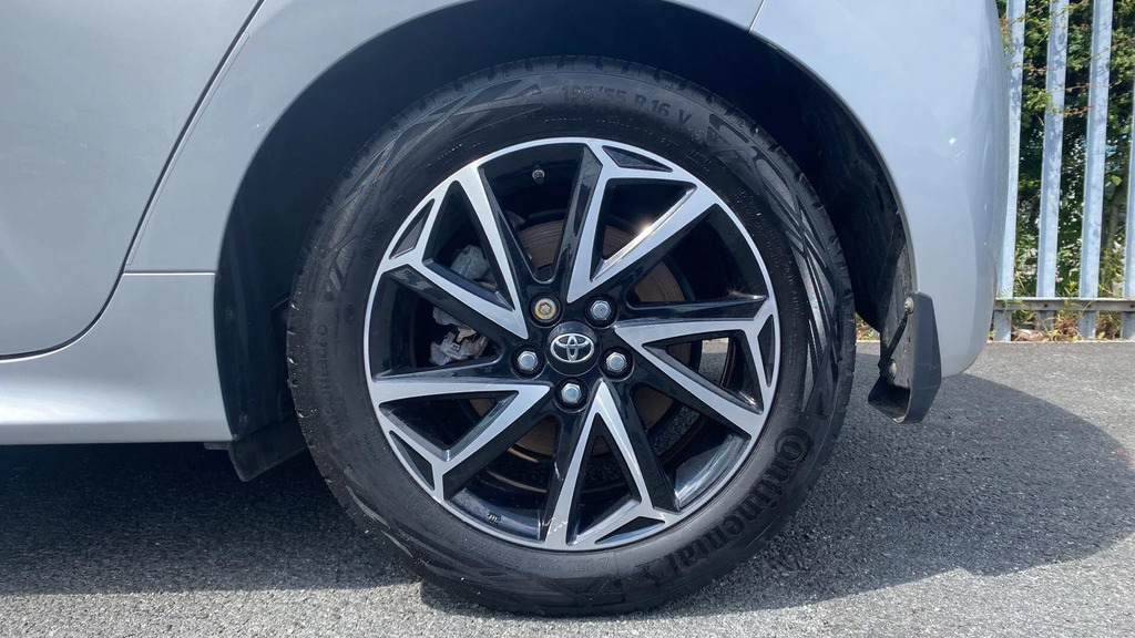 Toyota Yaris Design Grey #18