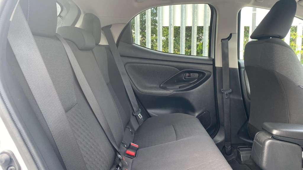 Toyota Yaris Design Grey #15