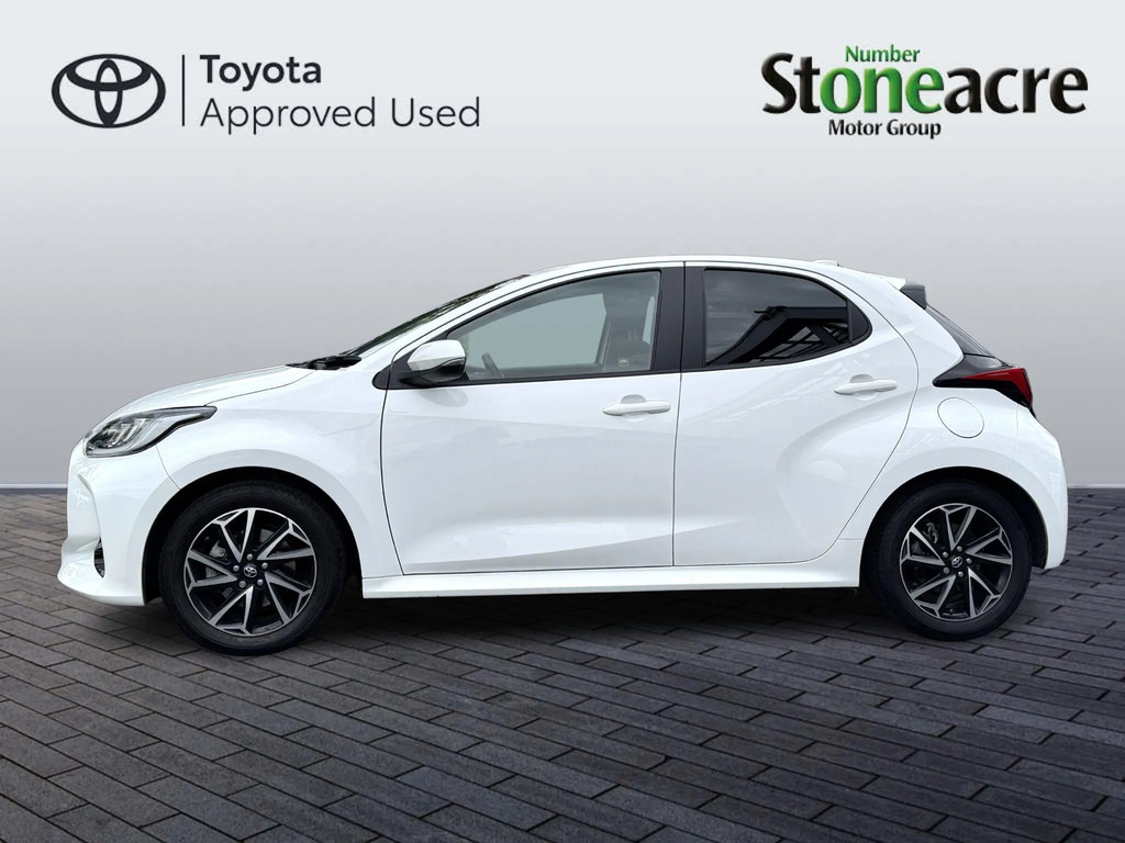 Toyota Yaris 1.5 Hybrid Design Cvt  #6