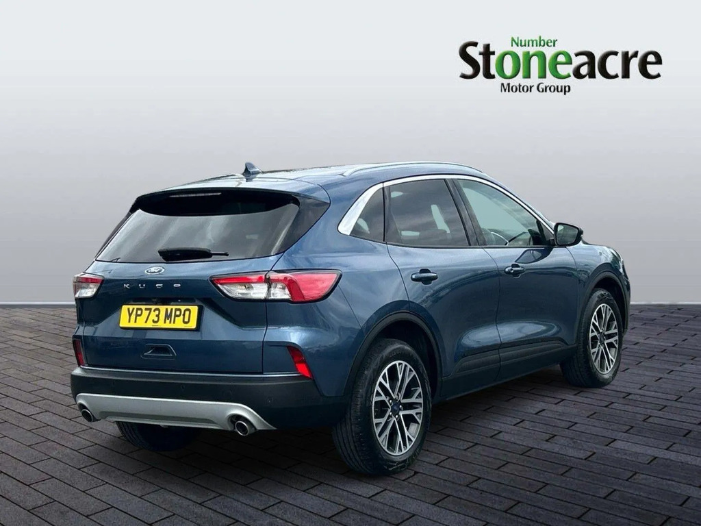 Ford Kuga 1.5 Ecoboost 150 Titanium Edition #3
