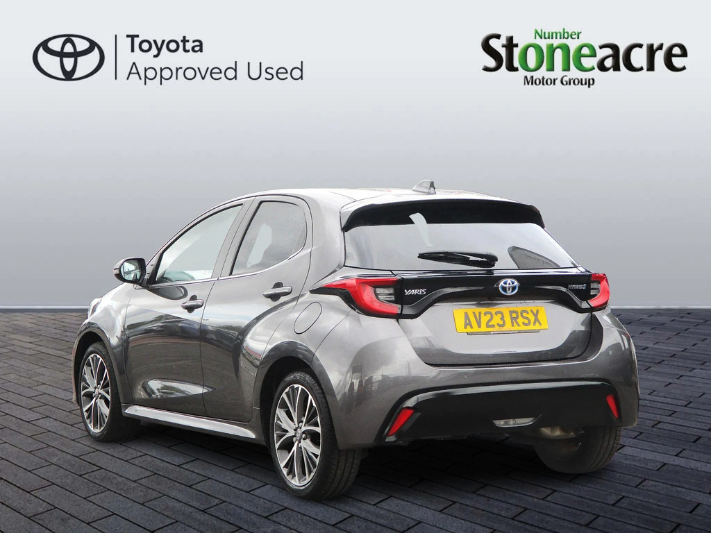 Toyota Yaris 1.5 Hybrid Excel Cvt  #5