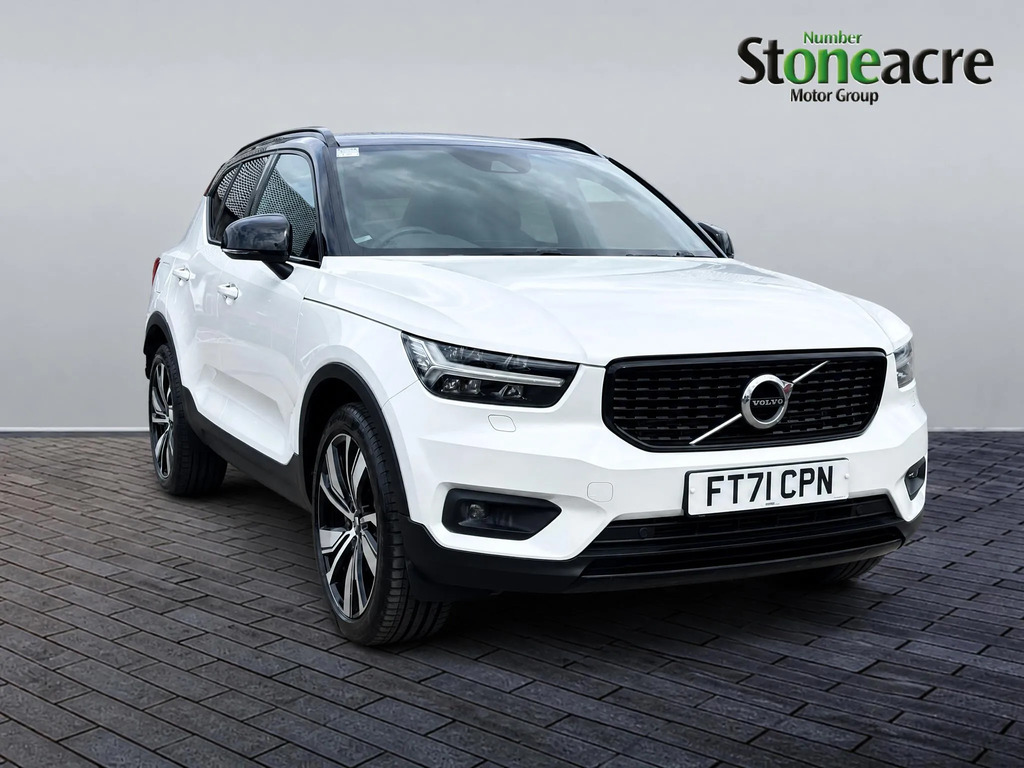 Volvo XC40 1.5H T5 Recharge 10.7Kwh Ultimate Dark Suv Pet White