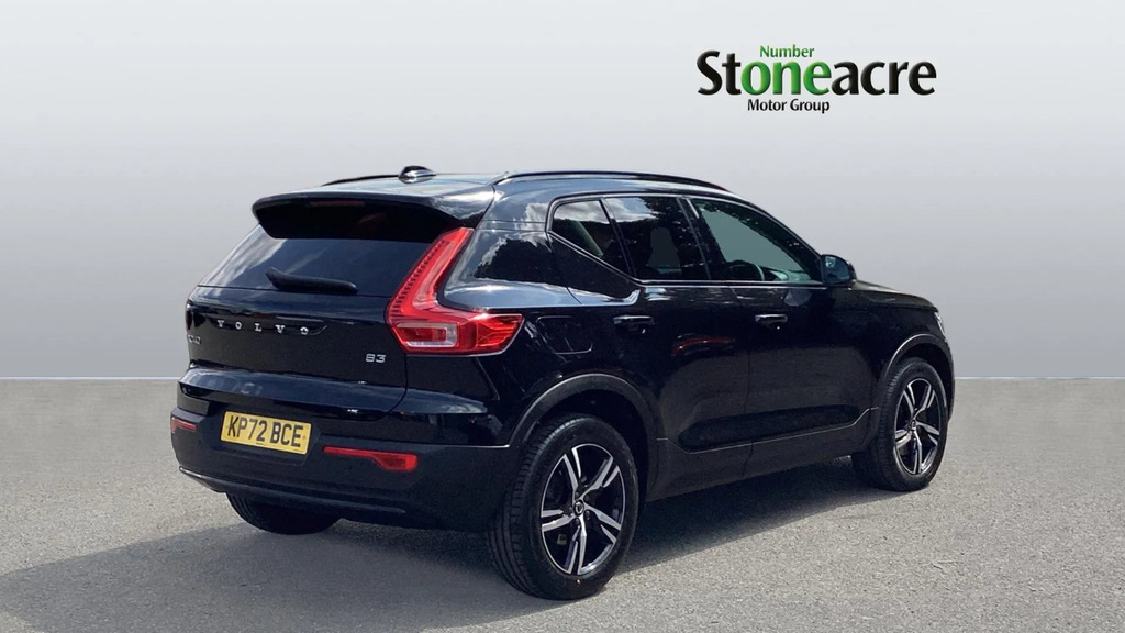Volvo XC40 2.0 B3p Plus Dark #2