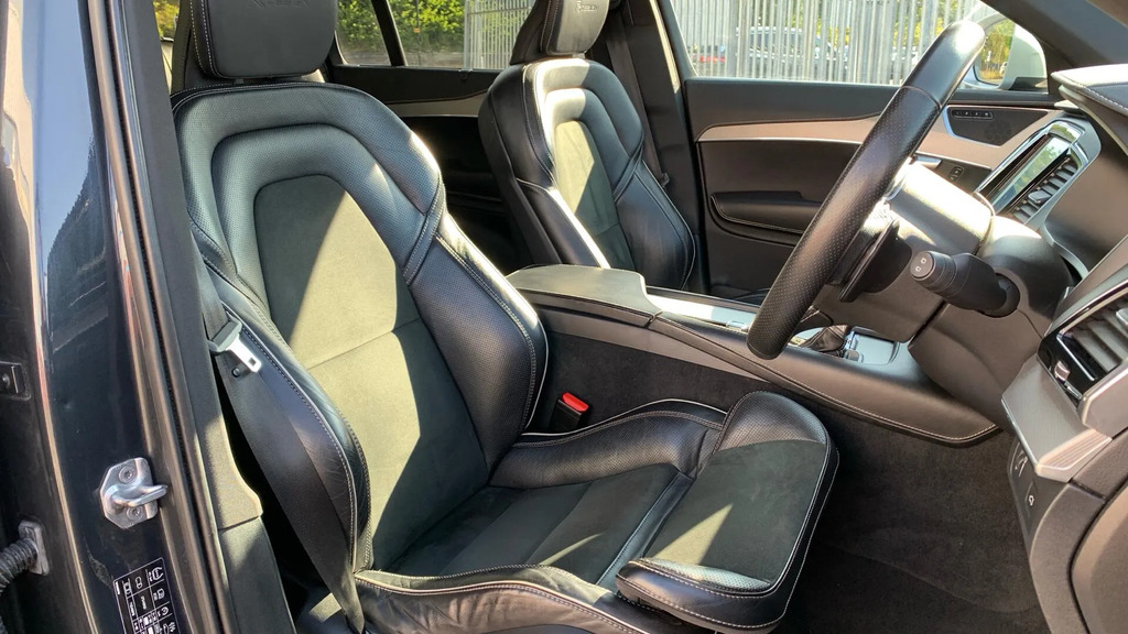 Volvo XC90 D5 Powerpulse Inscription Awd Grey #30