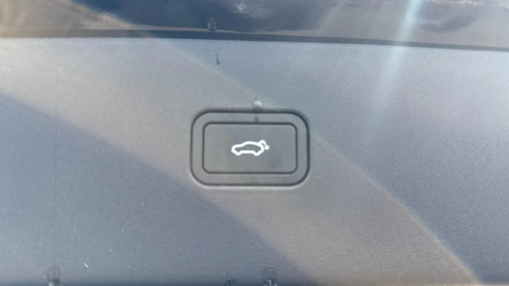 Volvo EX30 Ultra, Twin Motor Performance, White #29