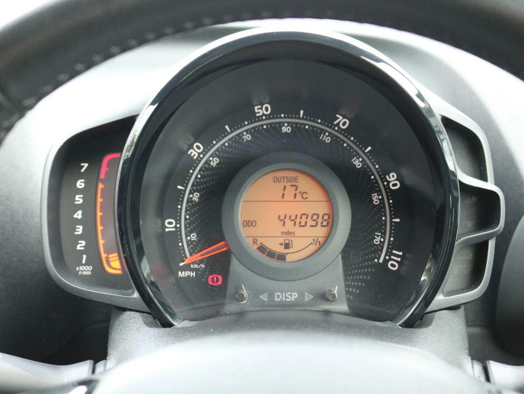 Toyota Aygo X-press Grey #15