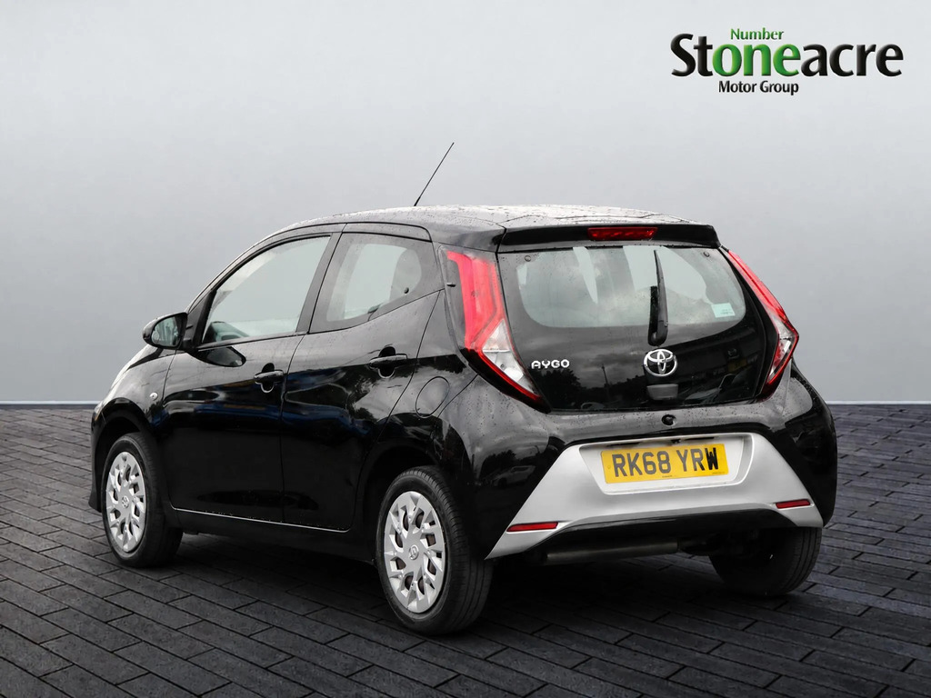 Toyota Aygo 1.0 Vvt-i X-play  #5