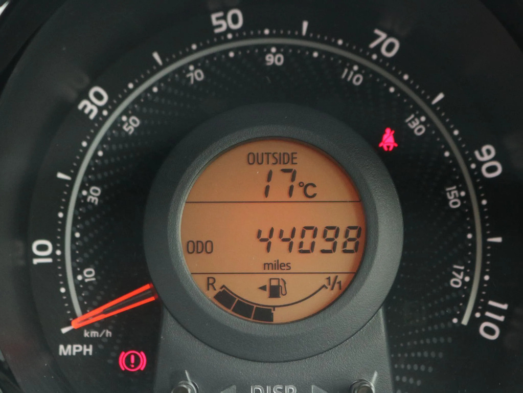 Toyota Aygo X-press Grey #16
