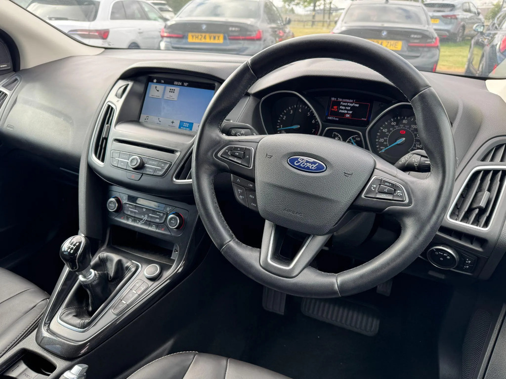 Ford Focus 1.5 Tdci St-line Euro 6 Ss Black #16
