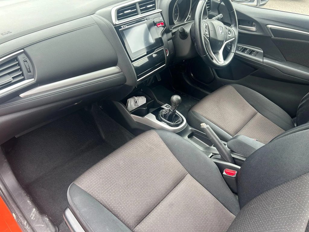 Honda Jazz 1.3 Se Navi Yellow #12