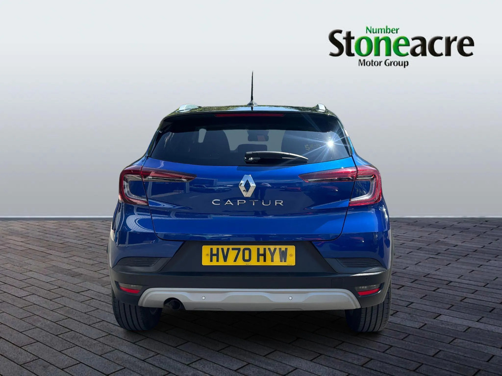 Renault Captur 1.3 Tce 130 Iconic Black #4