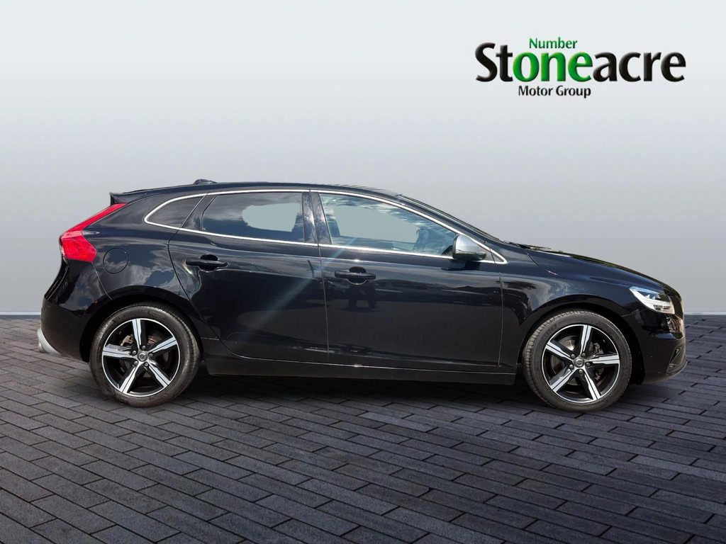 Volvo V40 R-design Pro T3  #2
