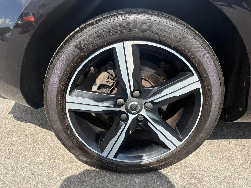 Volvo V40 2.0 T2 Momentum Nav Plus 121 Bhp Grey #38