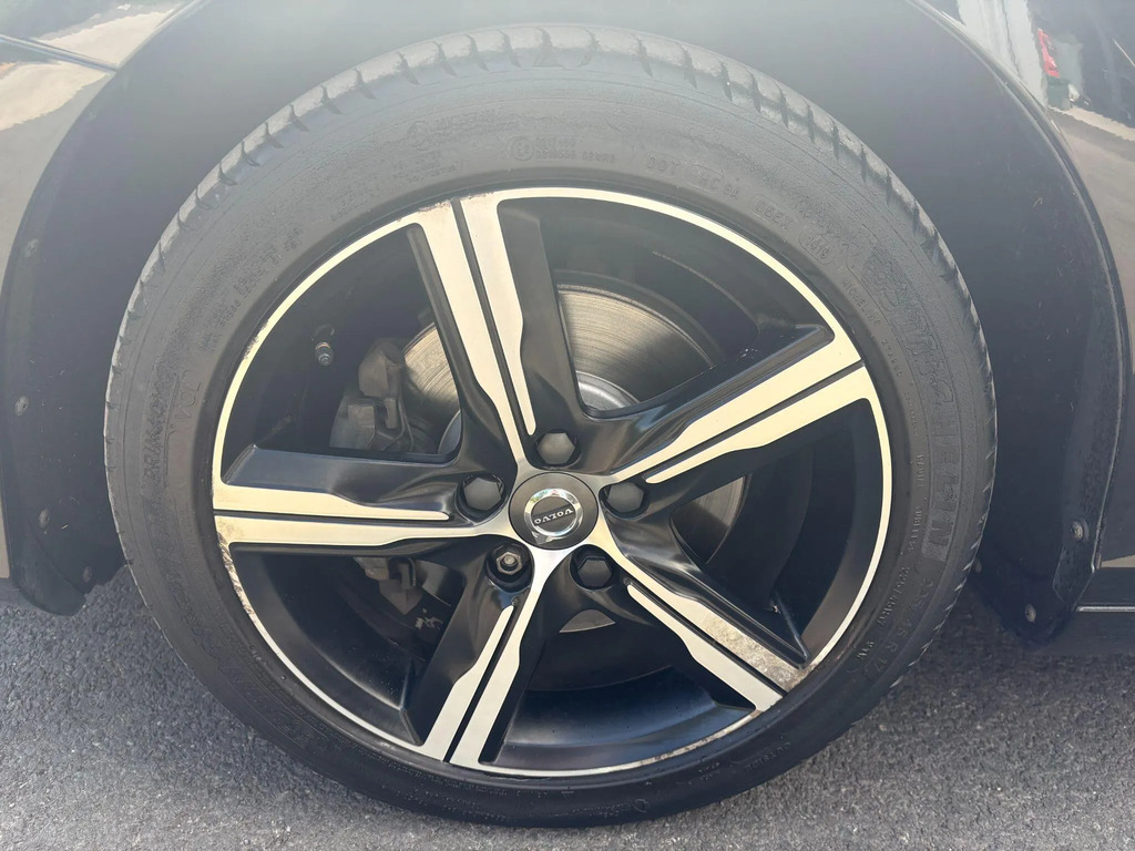 Volvo V40 2.0 T2 Momentum Nav Plus 121 Bhp Grey #39