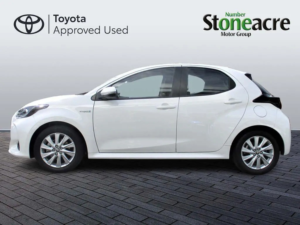 Toyota Yaris 1.5 Hybrid Icon Cvt #6