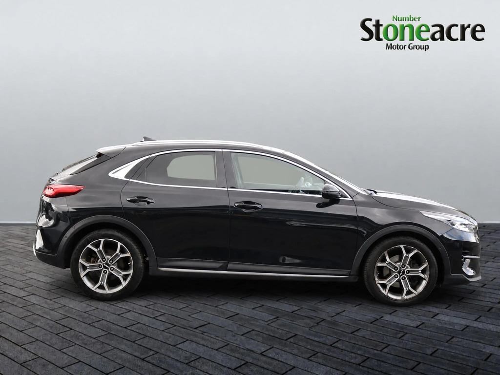 Kia Xceed 1.5 T-gdi 4 Euro 6 Ss Black #2
