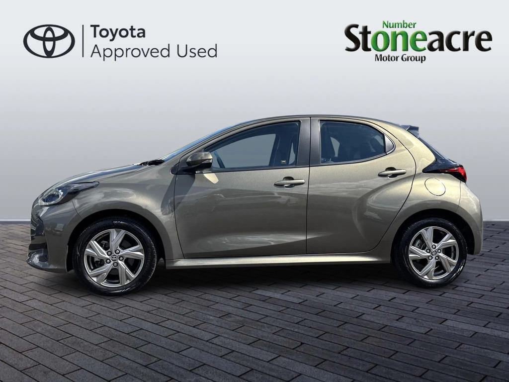 Toyota Yaris 1.5 Hybrid Icon Cvt #6