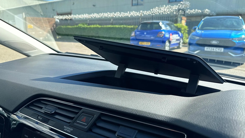 Volkswagen Touran Grey #25