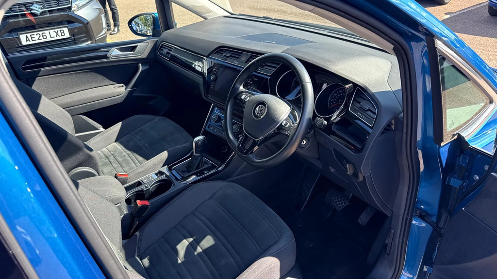 Volkswagen Touran Grey #11