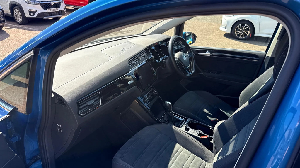 Volkswagen Touran Grey #14