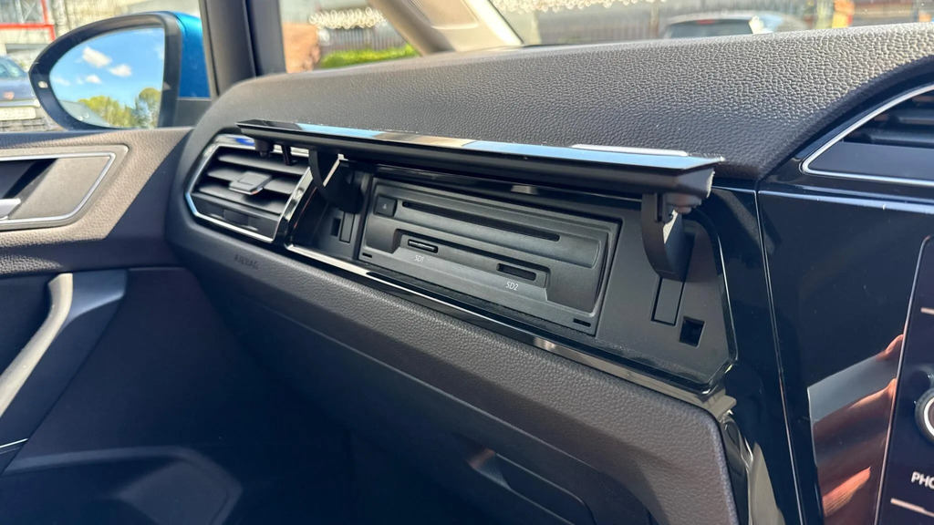 Volkswagen Touran Grey #26